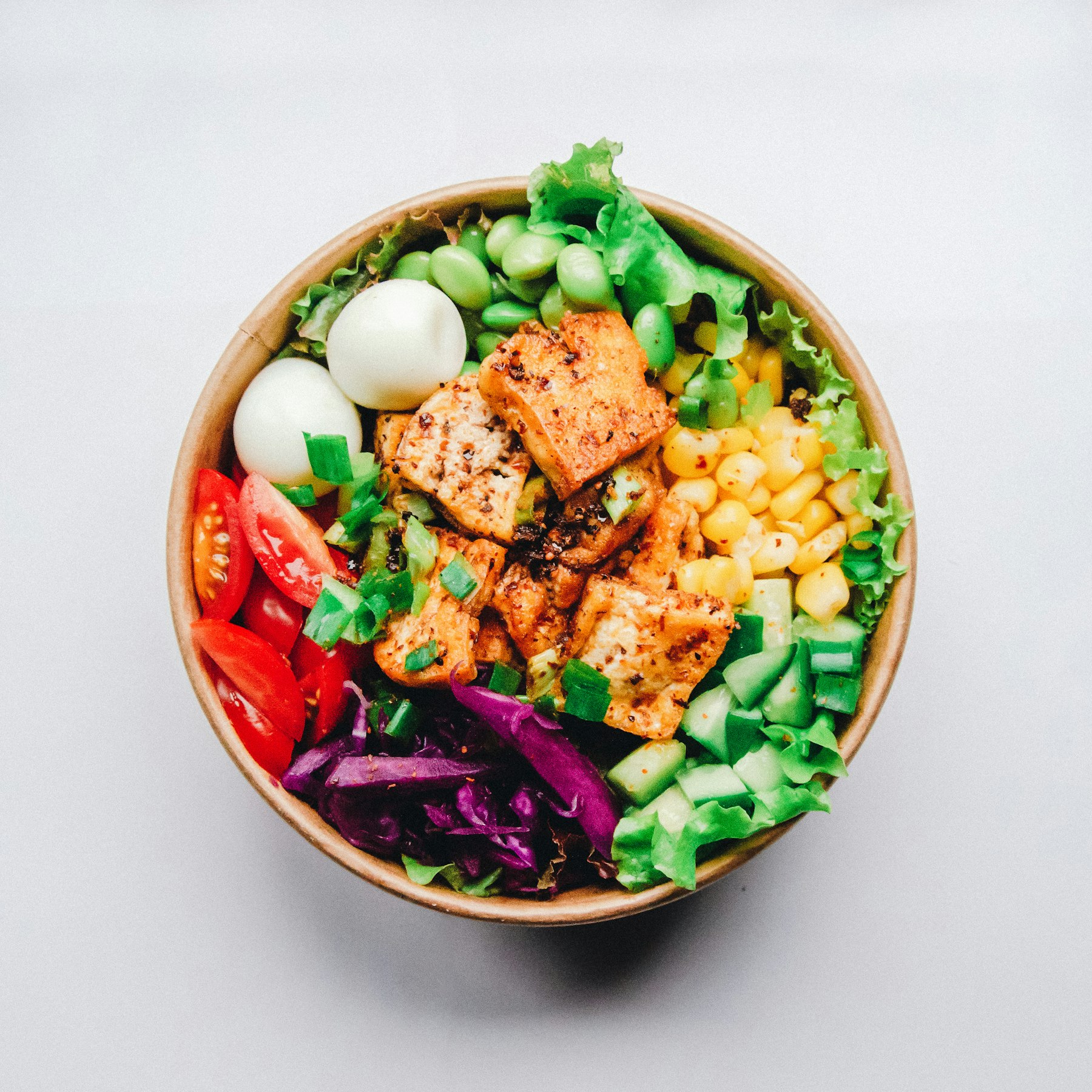 Que manger avant votre prochaine course : stratégie nutrition et plus